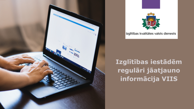 Izglītības iestādēm regulāri jāatjauno informācija VIIS. Attēlā rokas uz datora